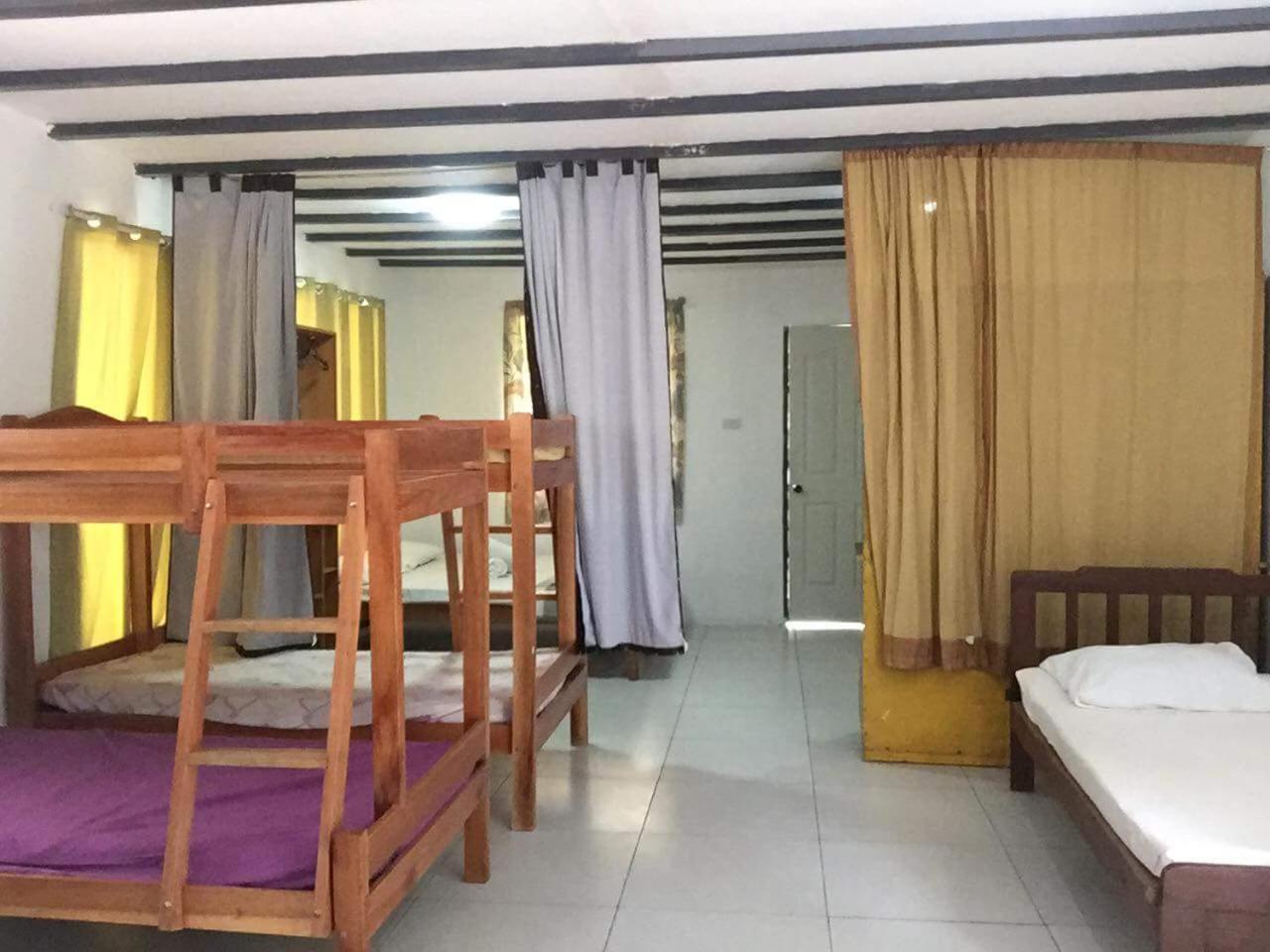 Larmar Bed And Breakfast Puerto Princesa Exterior photo